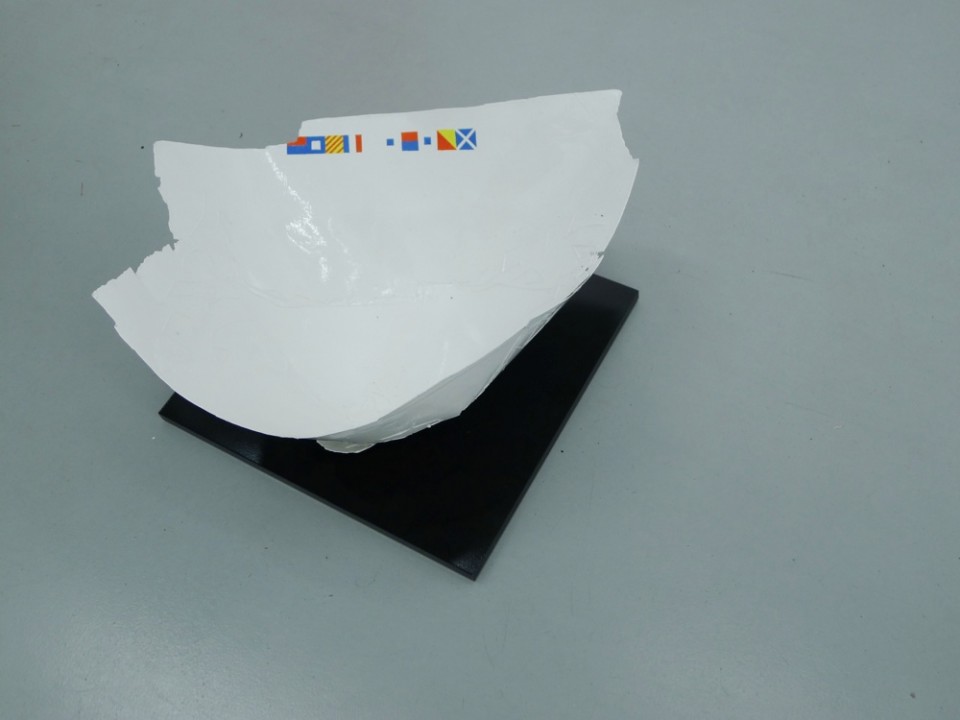 Object (Moses type). 2011 Coatings and thread on wood. 30 x 70 x 57  cm