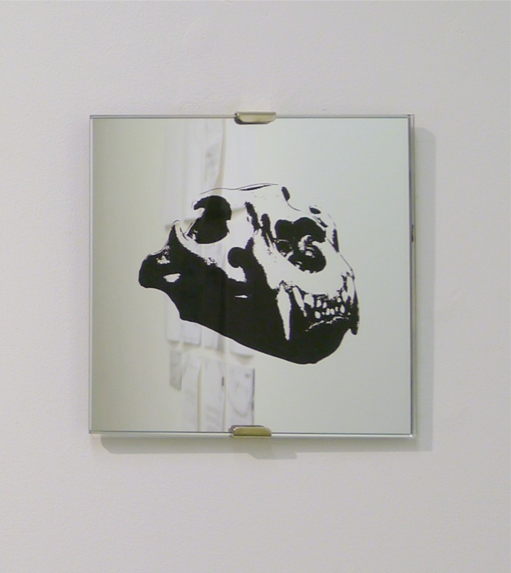 United V, 2014, laser engraving on mirror, 14,9 x 14,9 cm