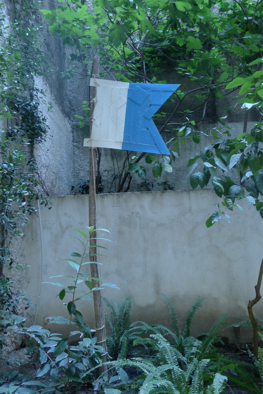 Flag (I have a diver down), enamel paint on wood and wood, 310 x 80 x 7 cm