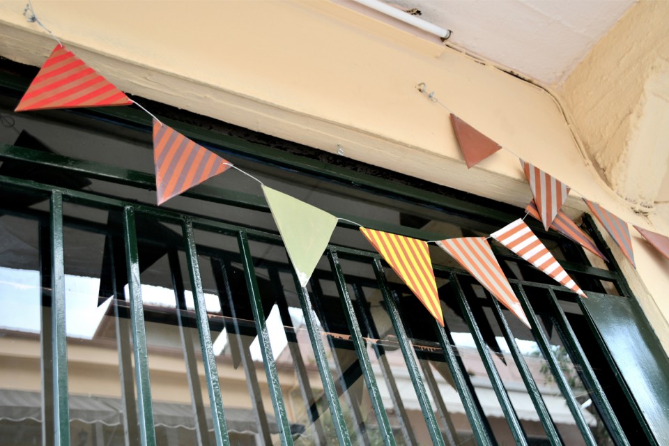 Party Flags, 2016, Glazed ceramics, installation dimensions variable (detail)