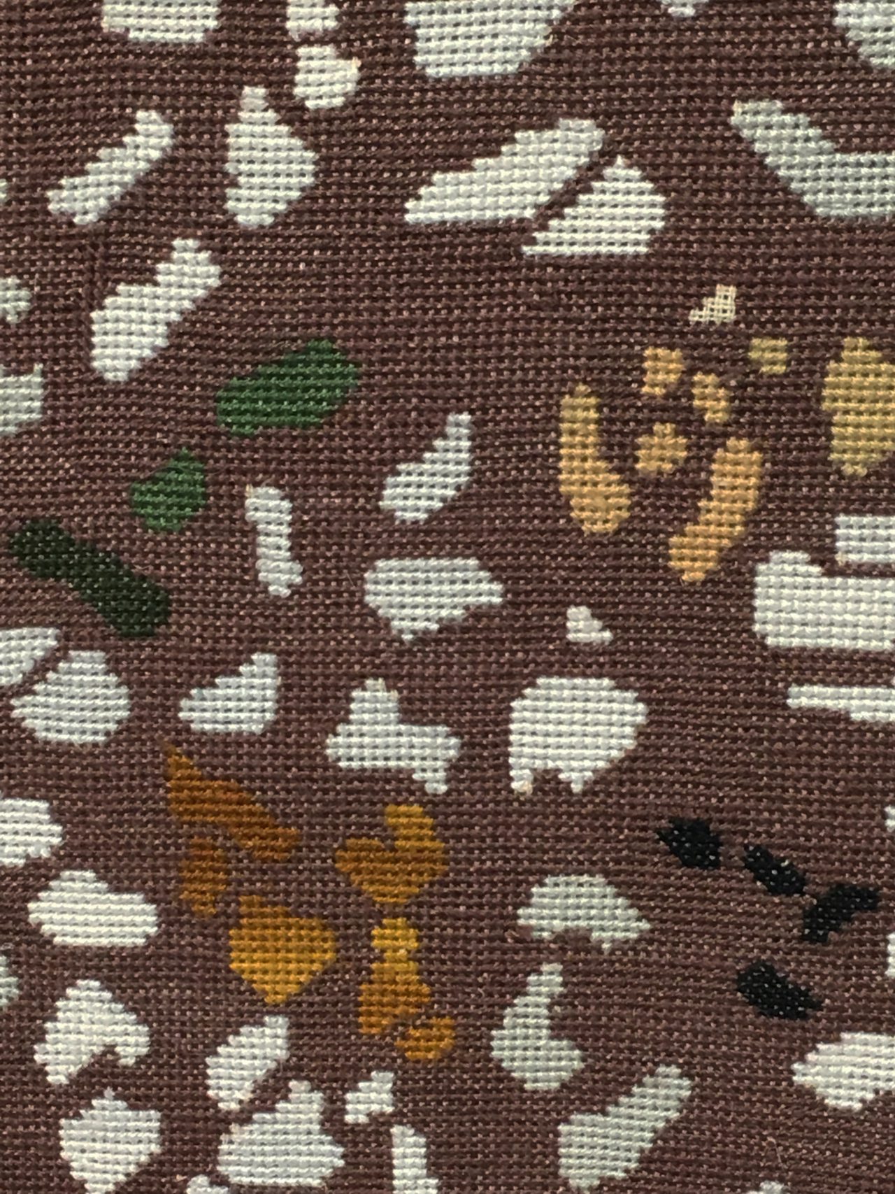 Untitled (mosaic), 2018,
DMC thread on canvas,
91 x 55 cm
(detail)