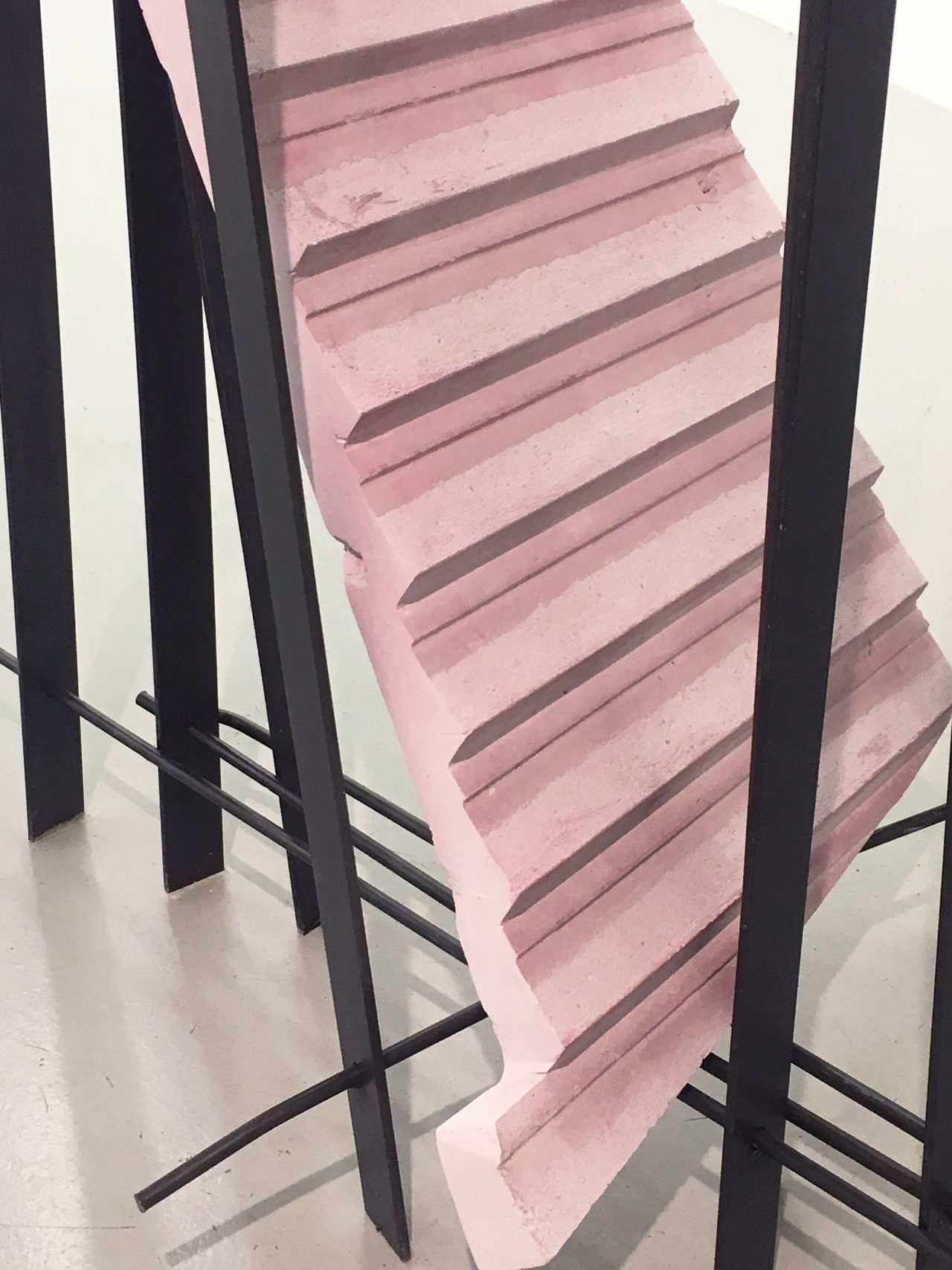 Late evening hour, 2018, colored plaster, metal, 100 x 180 x 60 cm (detail)
